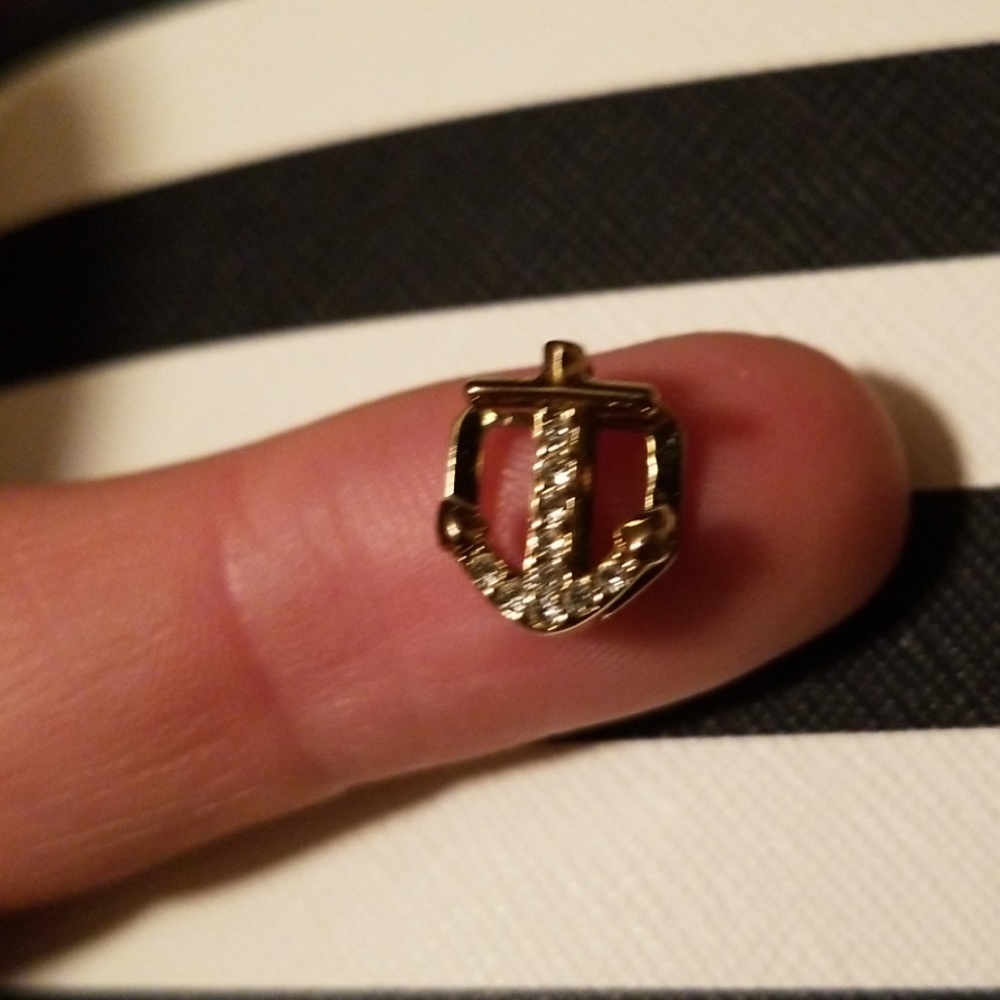 Keep Paved anchor charm